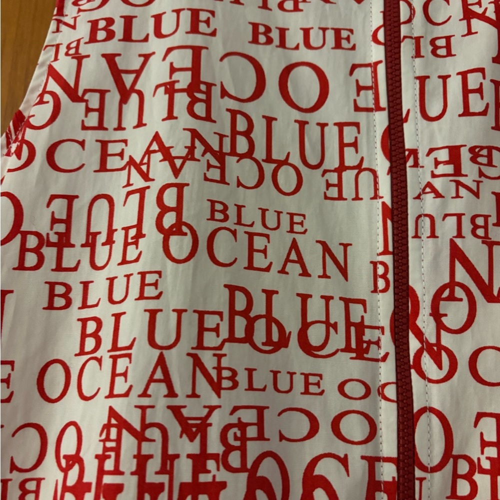 Maeve Keiko Sleeveless Dress with Red All-Over Text Ocean Print - Picture 6 of 7
